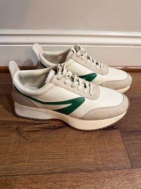 DV by Dolce Vita Bossy Lace-Up Sneakers in off white and green Women Size 8.5